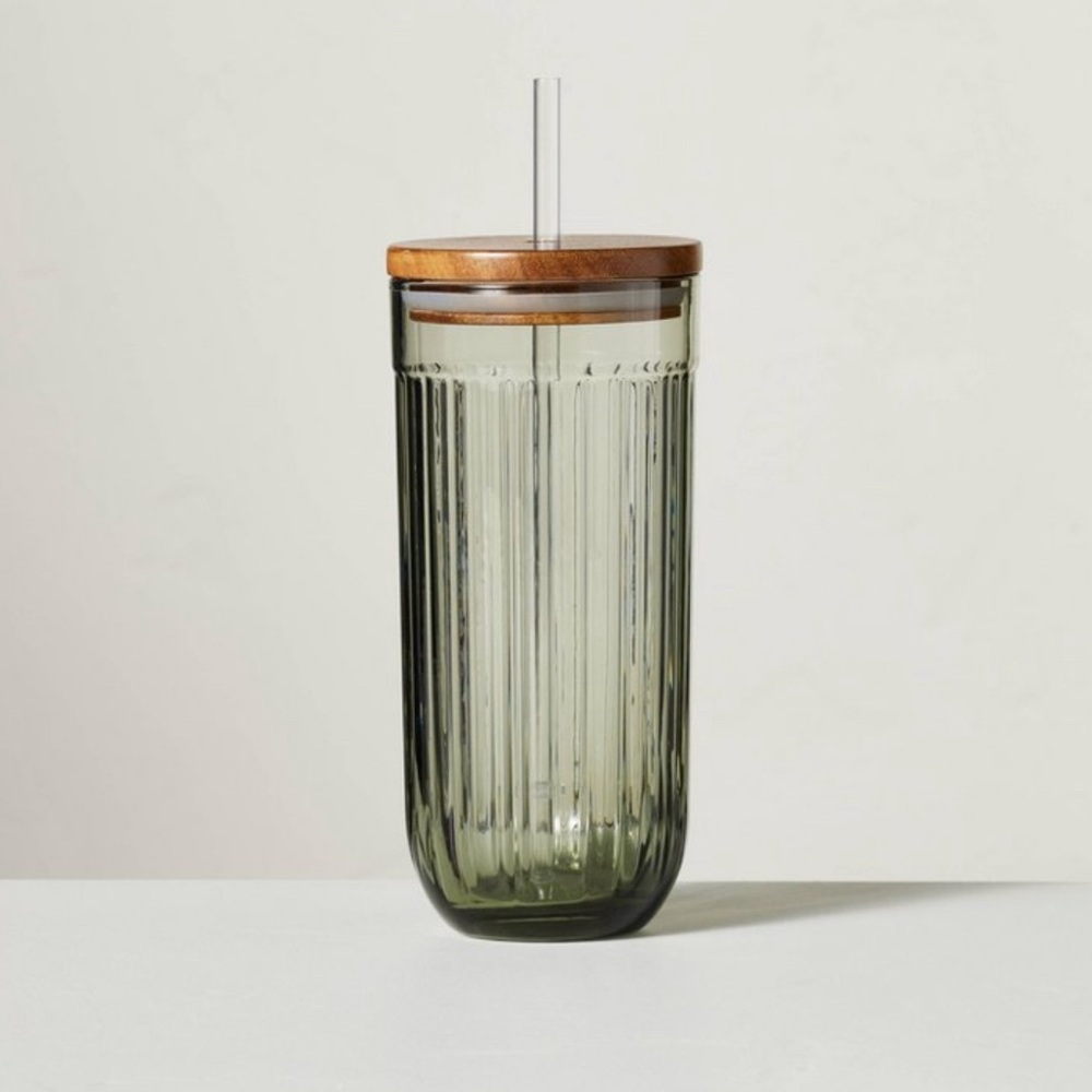 NWT Target Hearth and Hand Fluted Glass Tumbler with Lid and Straw Green